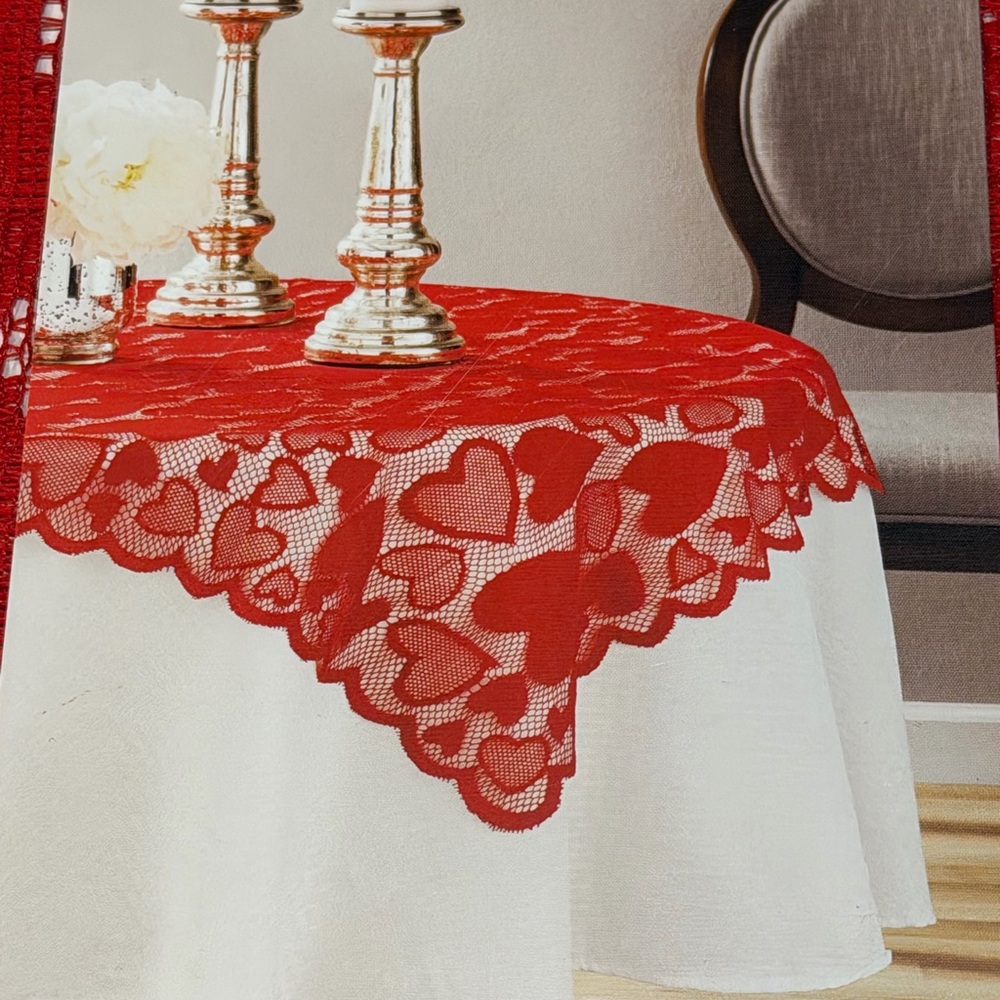 Mainstays Red Decorative Table Throw